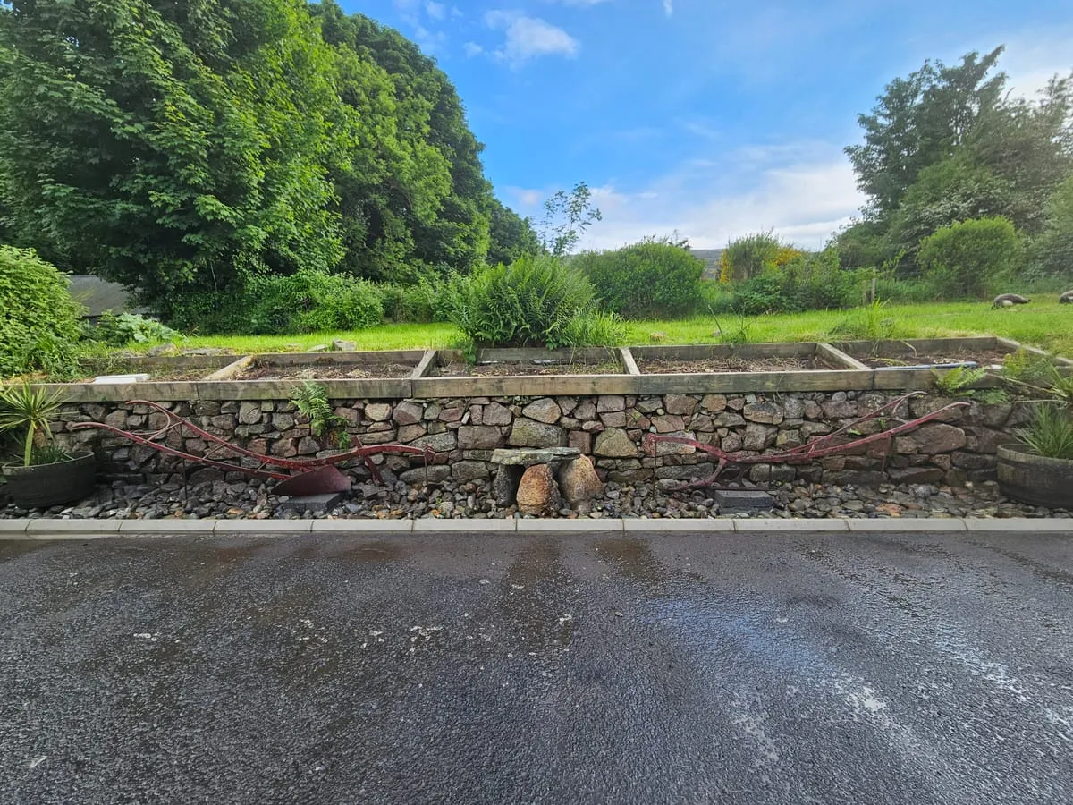 Retaining Wall Ideas for Irish Gardens: Materials and Design