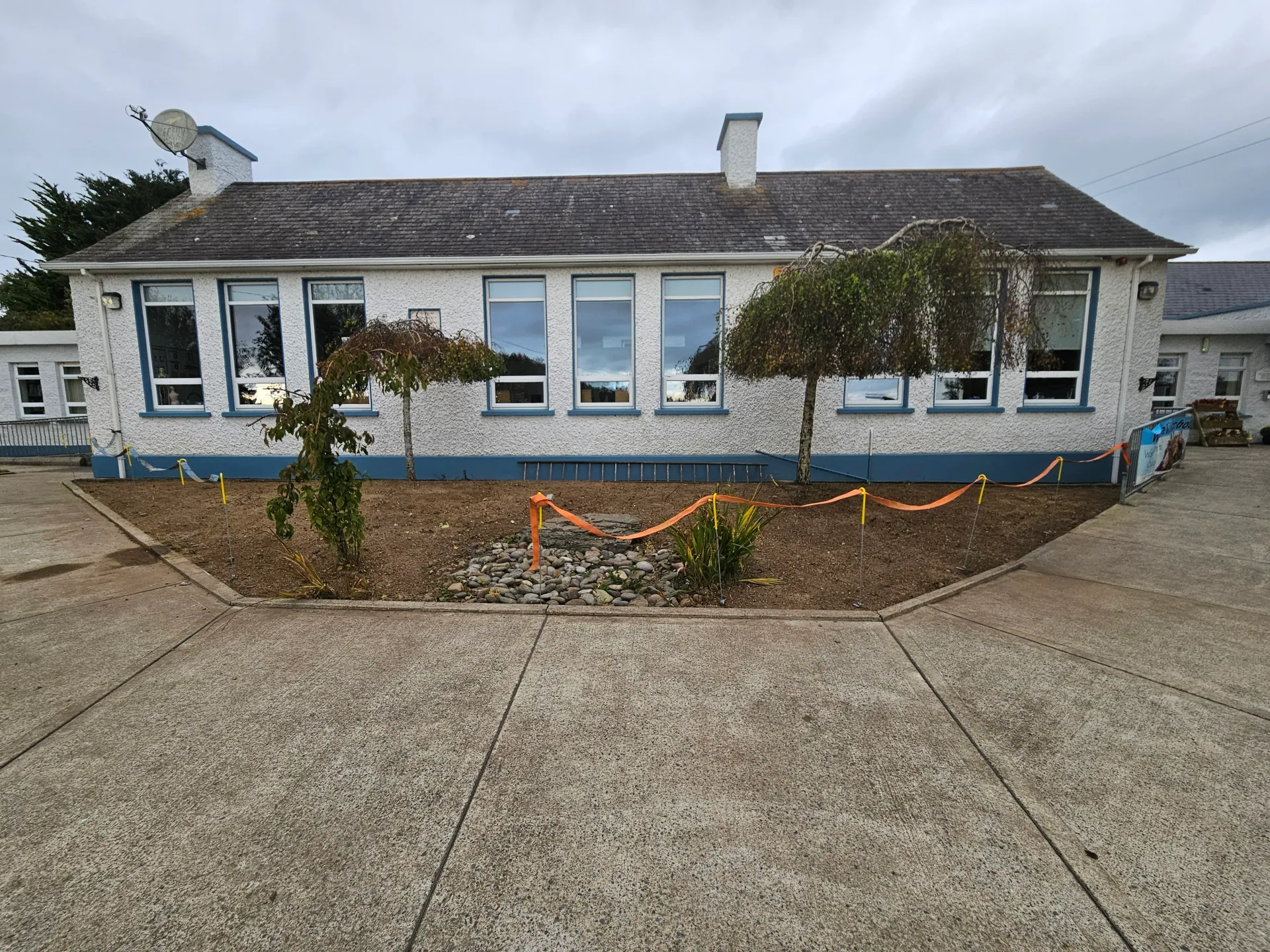 Clean, tidy grounds fully grassed over